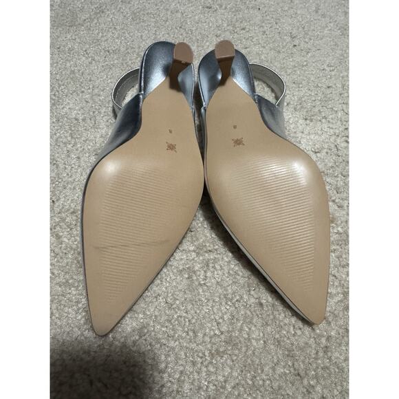 BCBGeneration Kayla Pump Silver Slingback Kitten Heels Size 8 NWOB Holiday Party - Picture 3 of 4